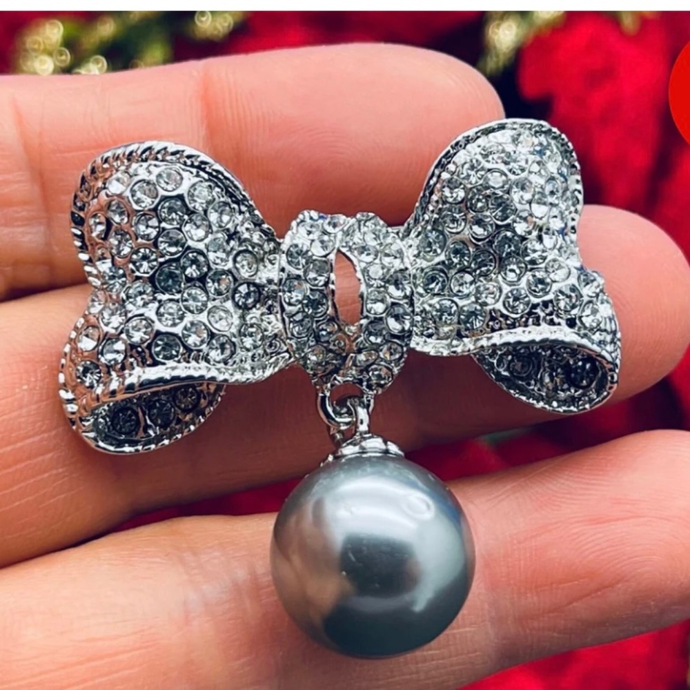 Bow Brooch Rhinestone Gray Bow Pin
